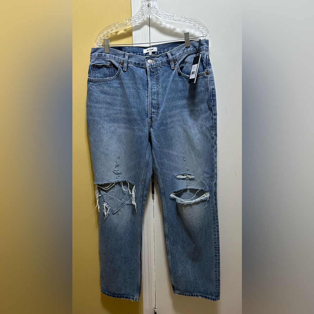 RE/DONE NWT SUNFADED DESTROY STRAIGHT LEG JEANS (32)